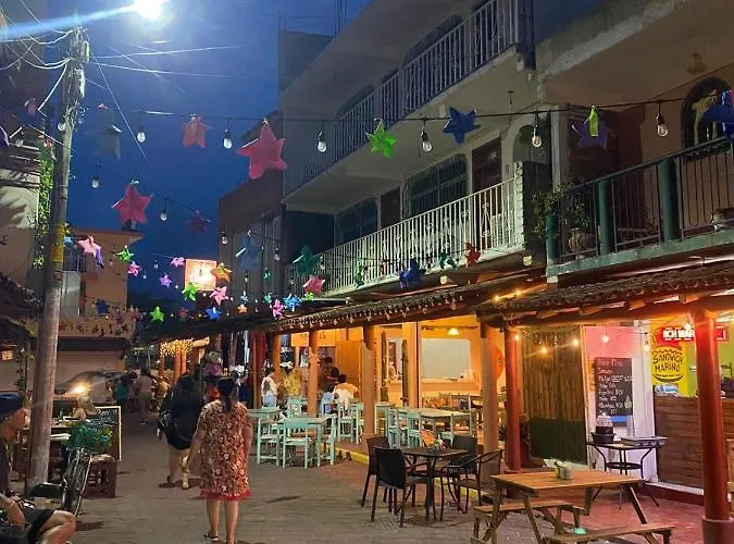 Hotel Del Callejón Zihuatanejo