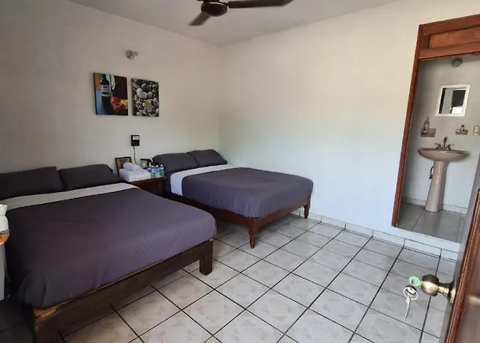 Hotel Del Callejón Zihuatanejo